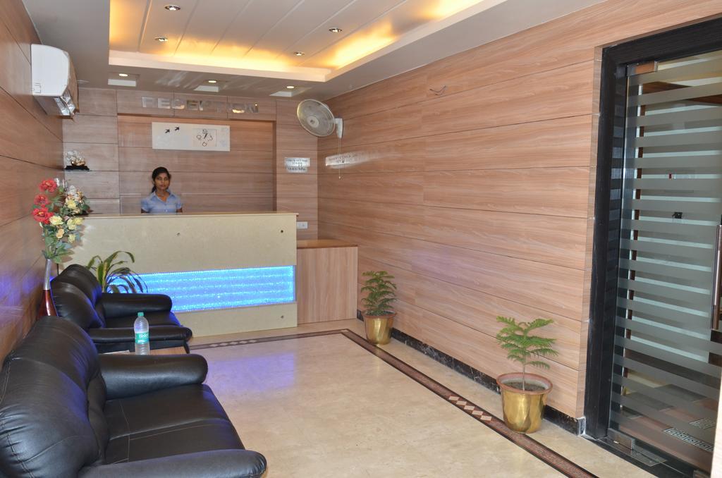Divine Destination Hotel Varanasi Luaran gambar