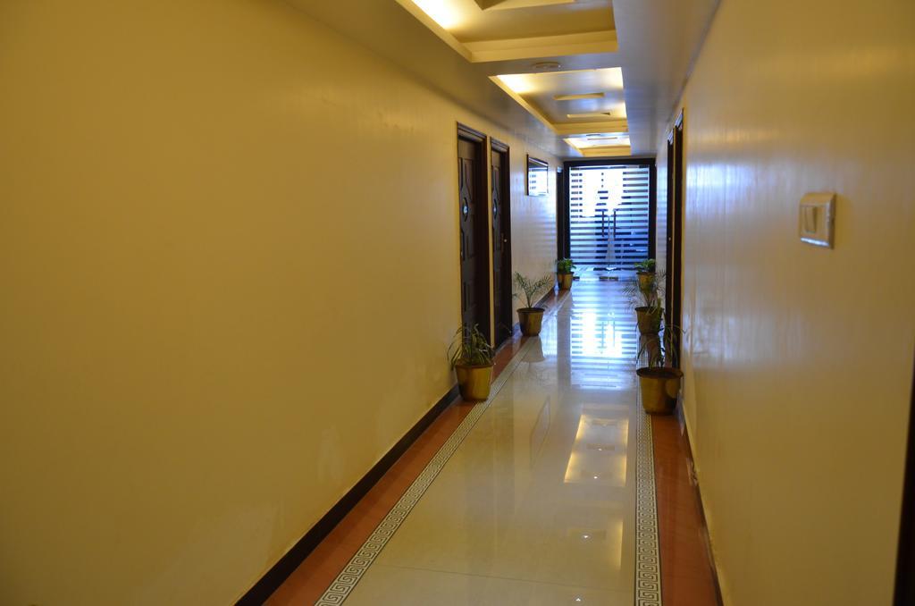 Divine Destination Hotel Varanasi Luaran gambar