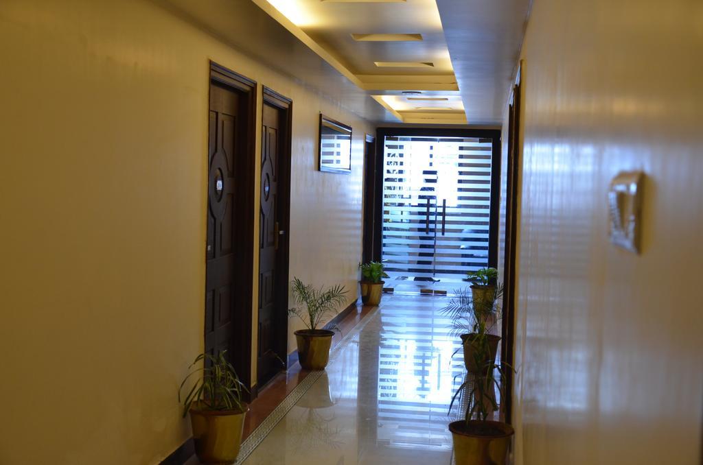 Divine Destination Hotel Varanasi Luaran gambar