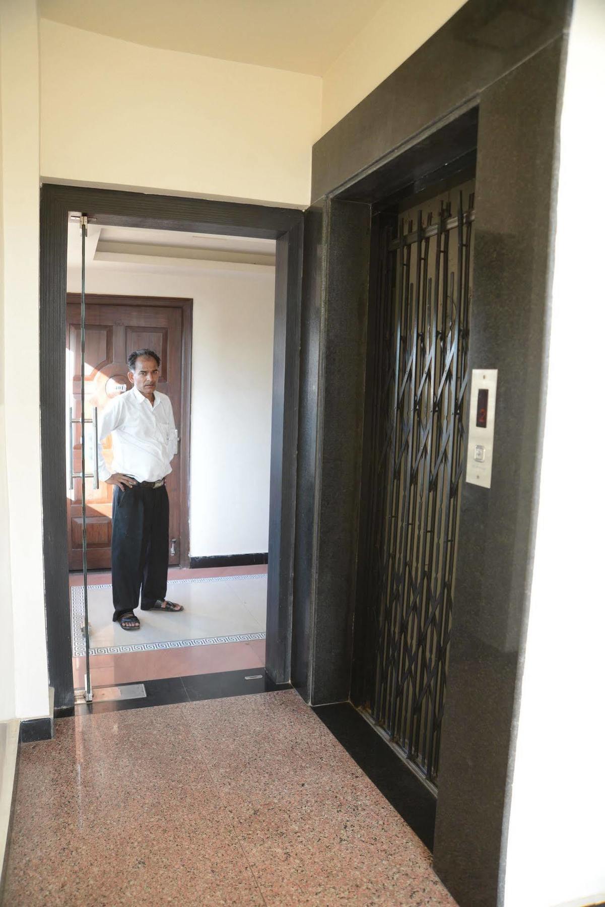 Divine Destination Hotel Varanasi Luaran gambar