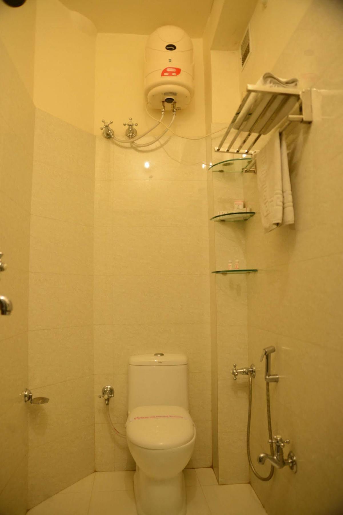 Divine Destination Hotel Varanasi Luaran gambar